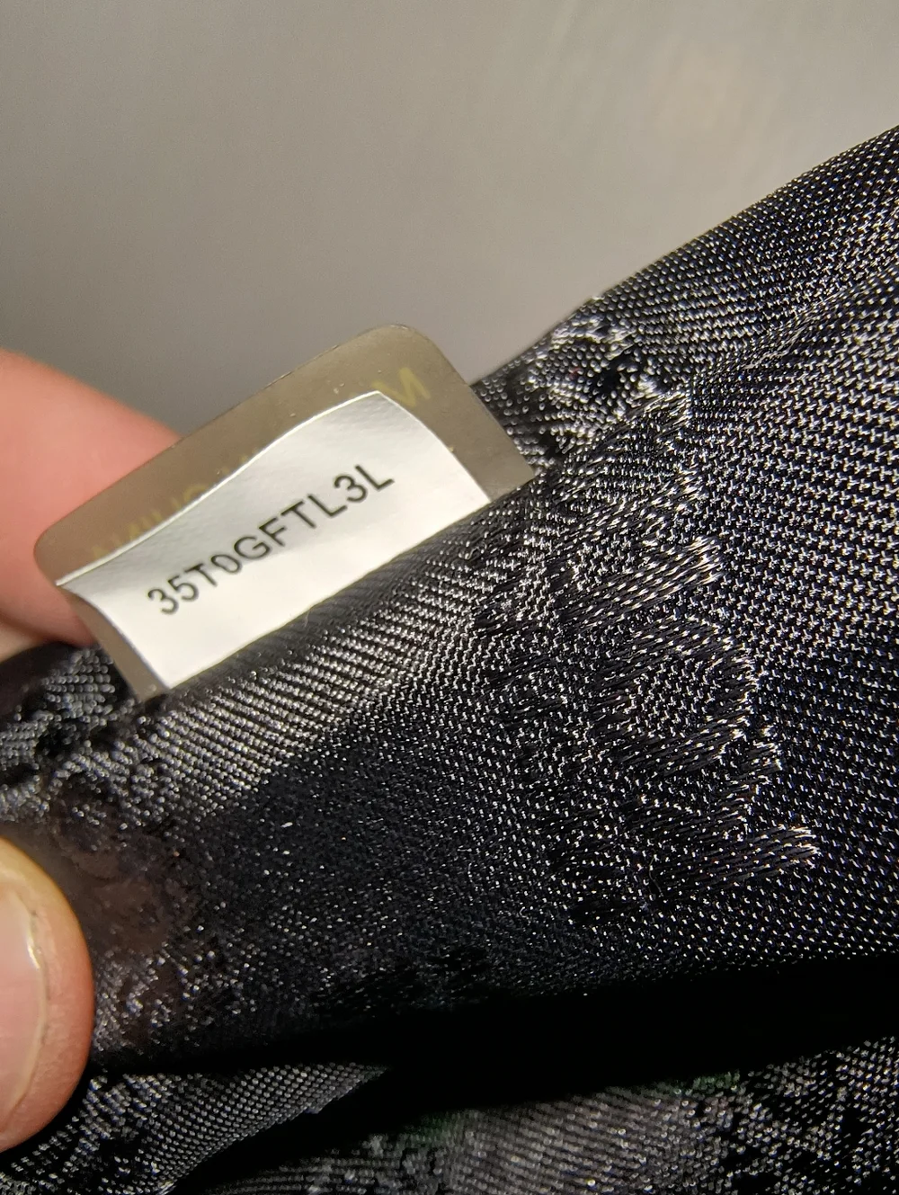 Michael Kors Fulton Large Black Leather Shoulder Bucket Bag EUC - Picture 9 of 13